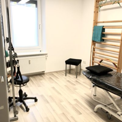 Physio Ambulanz Bensberg Physiotherapie Praxis Physio Krankengymnastik Geraet